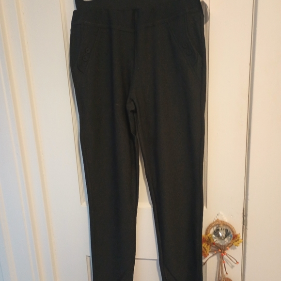 Dress pants - Picture 11 of 12